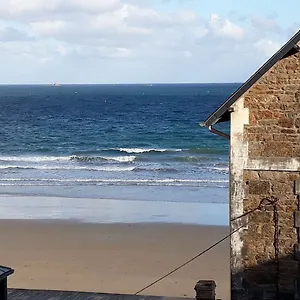 Les Vigies By Cocoonr , Saint-Malo France